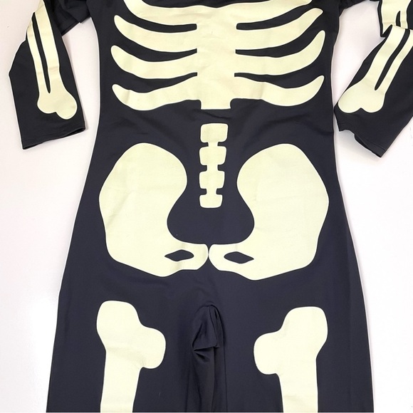 Leg Avenue Glow In The Dark Skeleton Bodysuit Halloween Costume - Picture 9 of 15